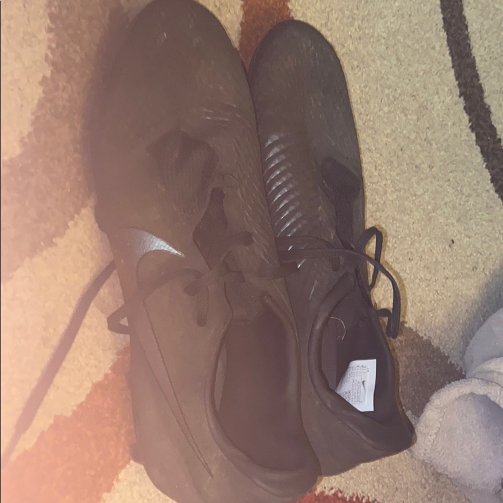 Cleats - Picture 2 of 3